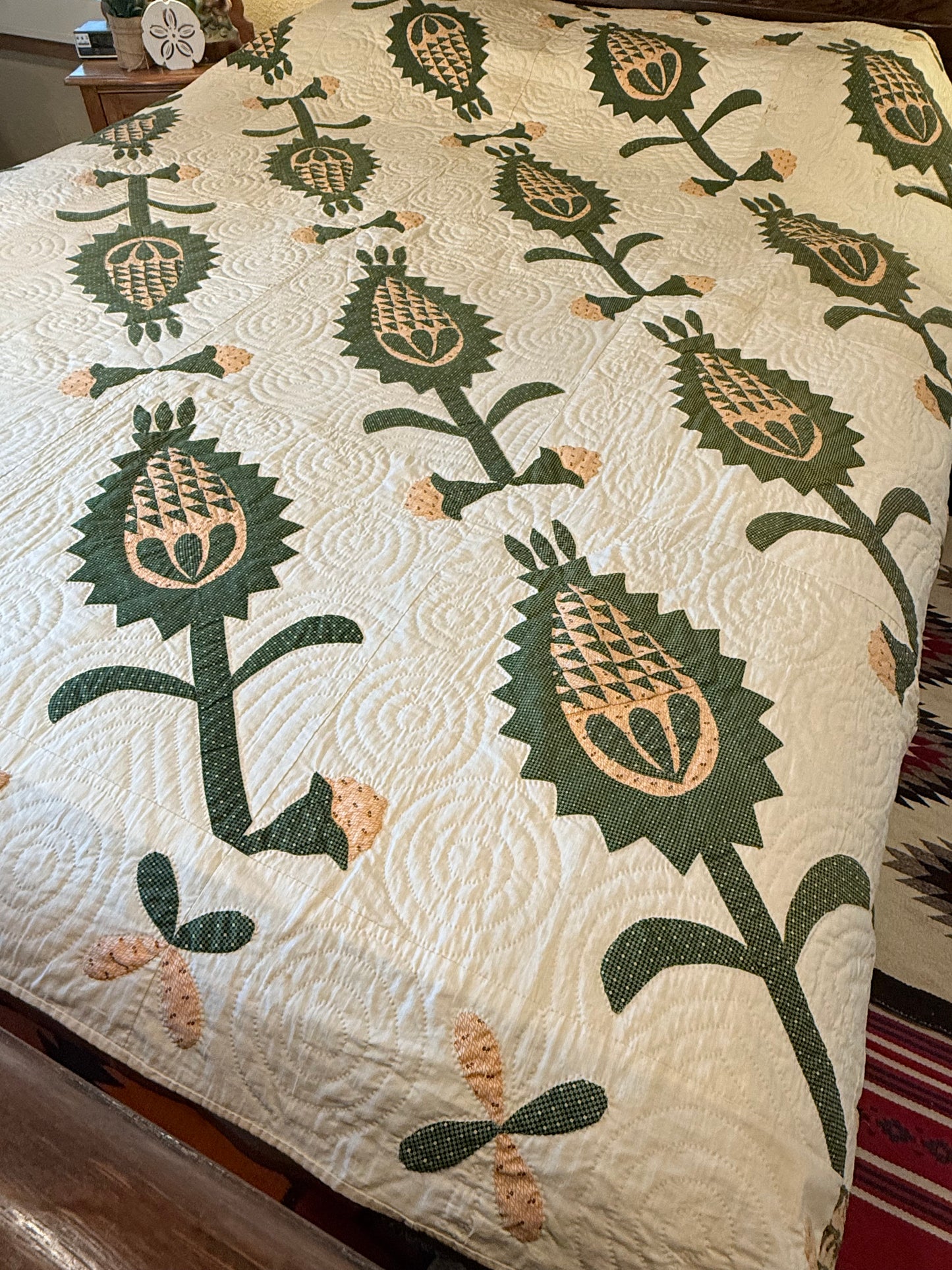 Early Pineapple Appliqué Quilt