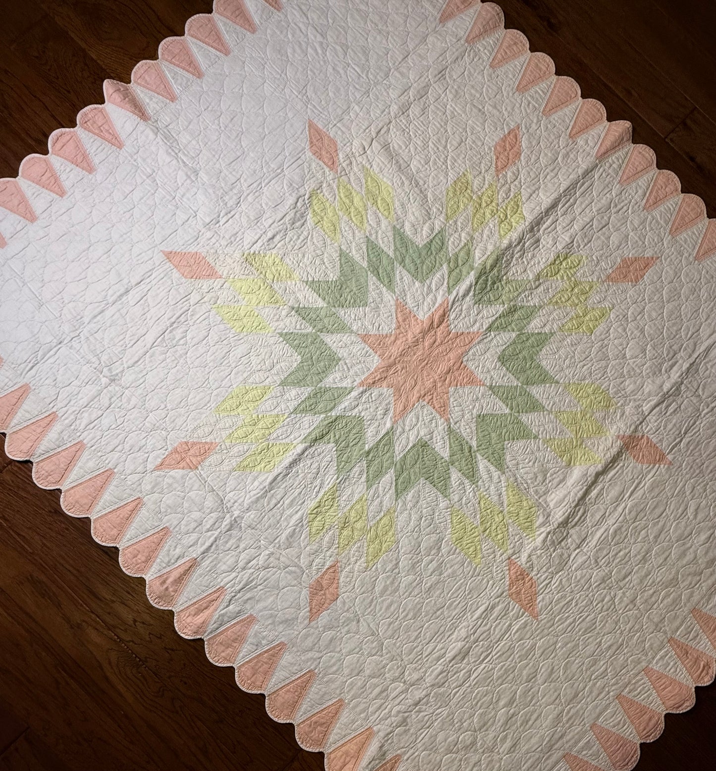 Detailed Lone Star Quilt with Border