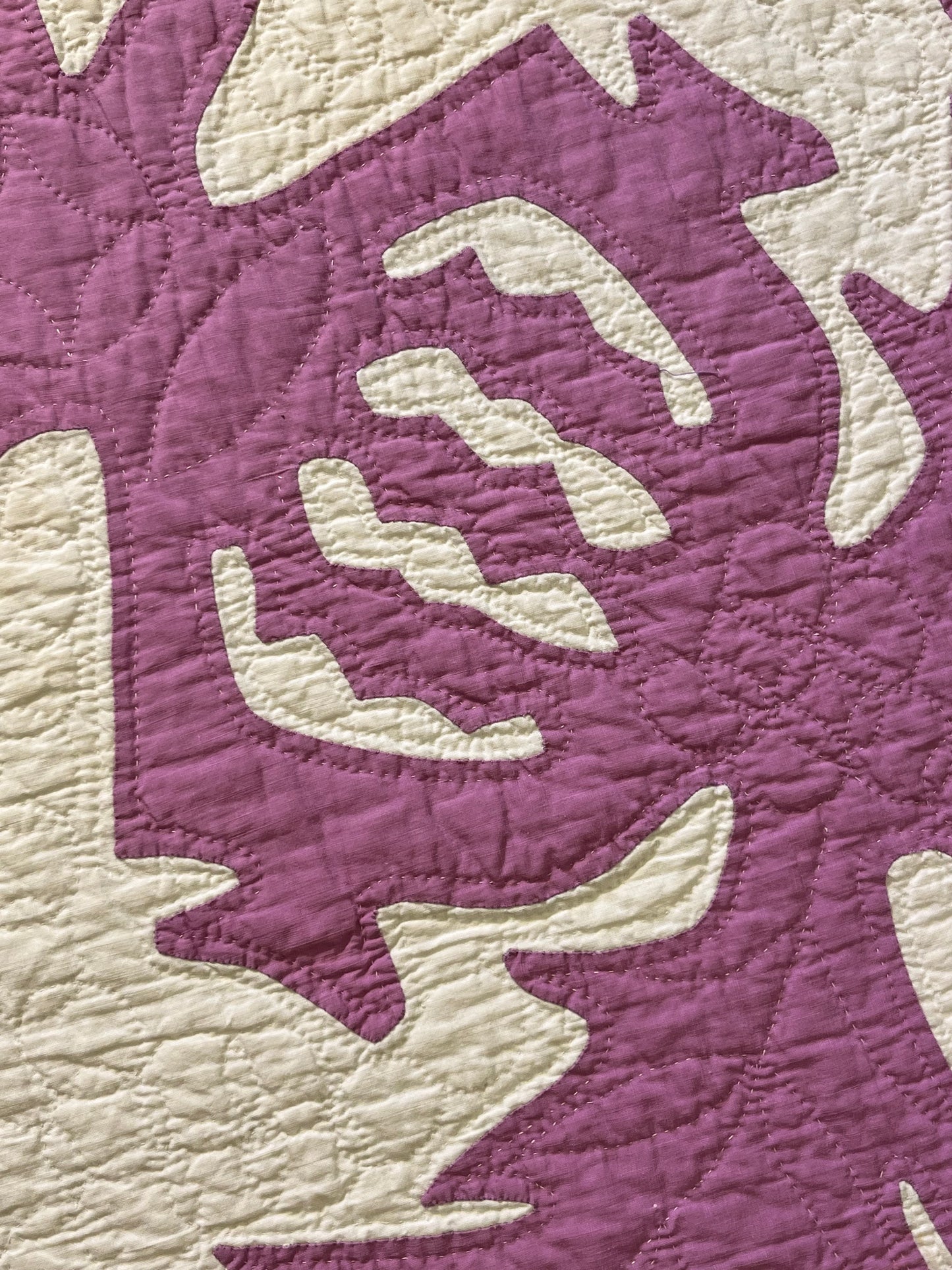 Hawaiian Crowns and Lehua Quilt
