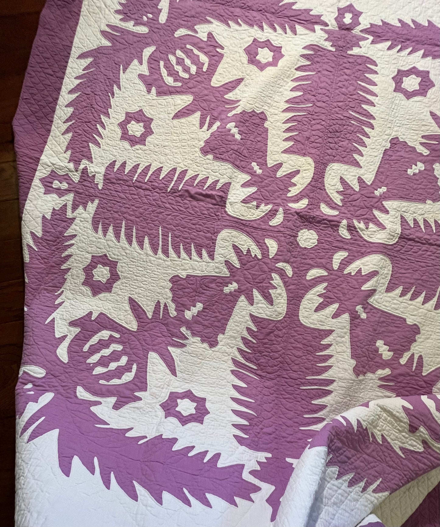 Hawaiian Crowns and Lehua Quilt