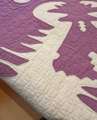 Hawaiian Crowns and Lehua Quilt
