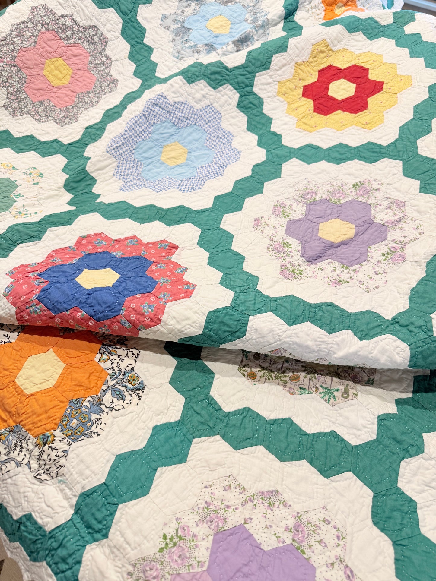 Grannies Flower Garden Quilt With Path