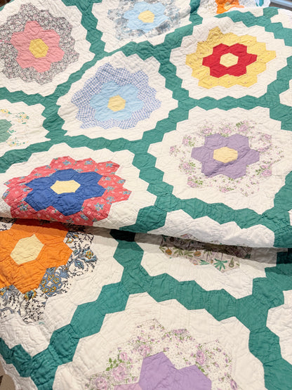 Grannies Flower Garden Quilt With Path