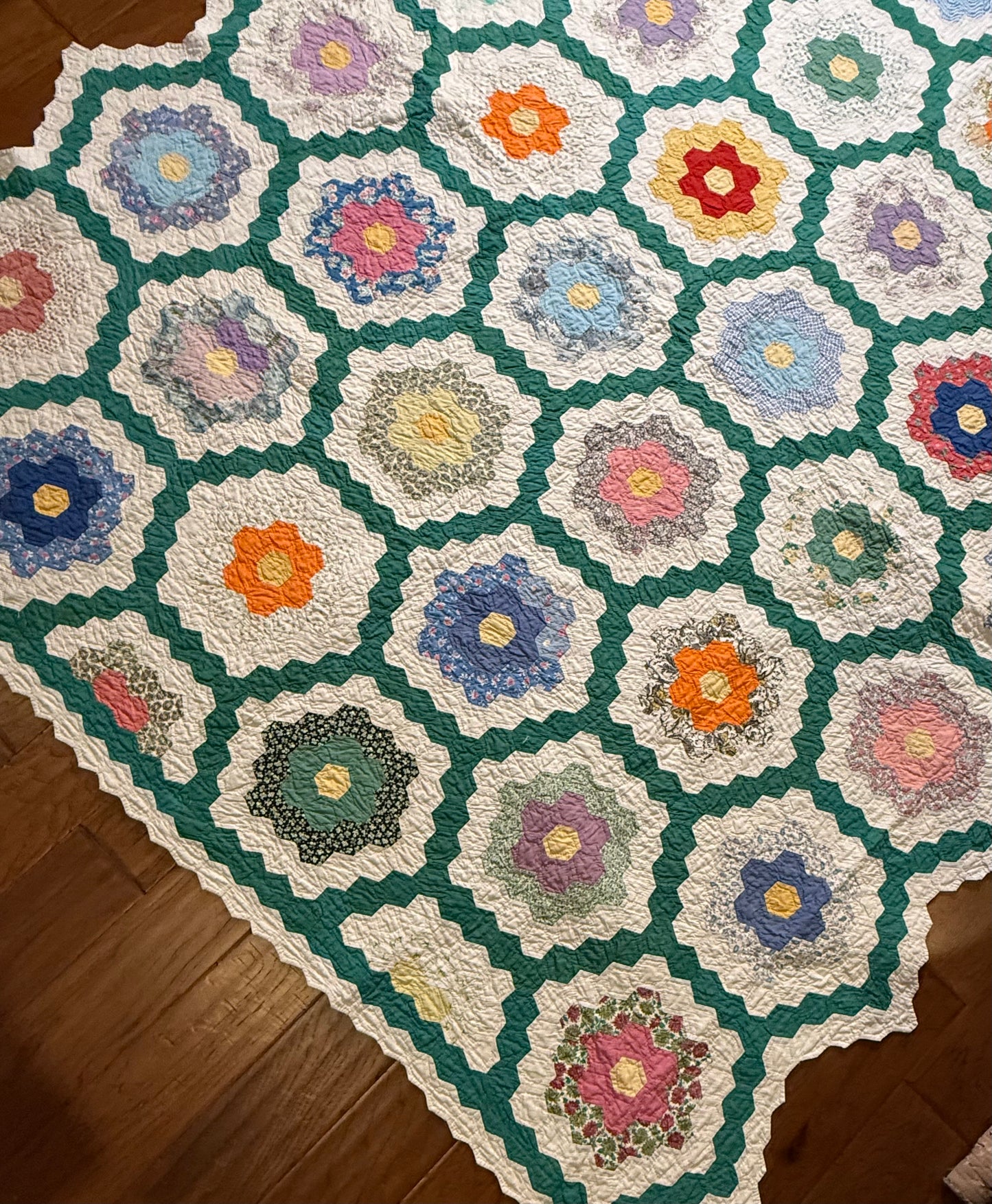 Grannies Flower Garden Quilt With Path
