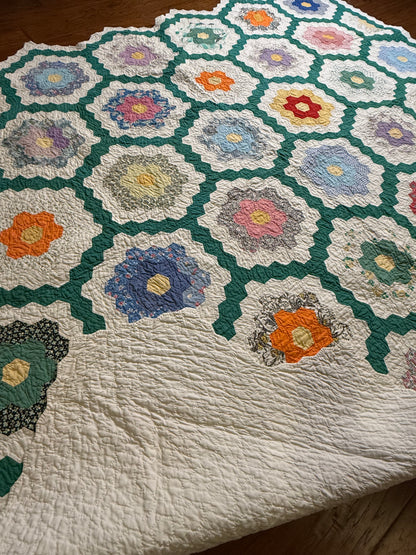 Grannies Flower Garden Quilt With Path