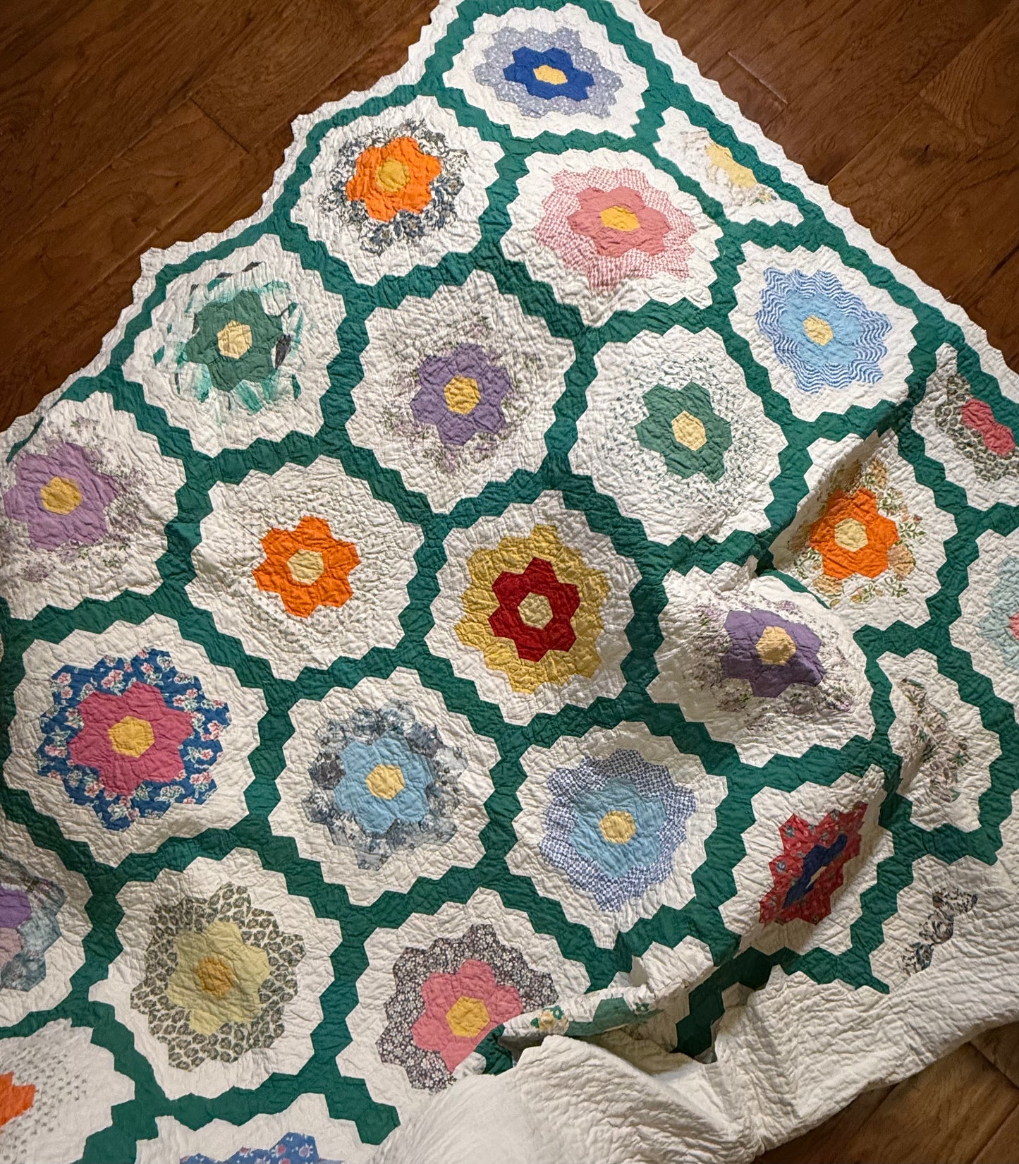 Grannies Flower Garden Quilt With Path
