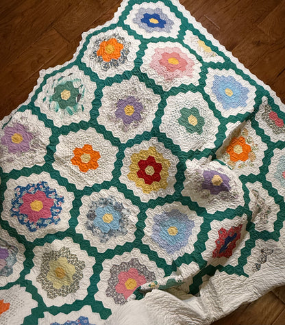Grannies Flower Garden Quilt With Path