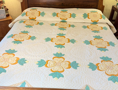 Fine Ohio Rose Quilt in Yellows