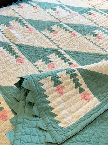 Country Garden Mountain Mist Quilt