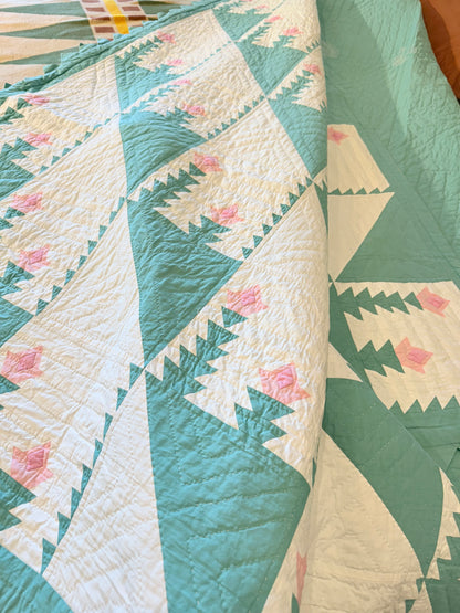 Country Garden Mountain Mist Quilt