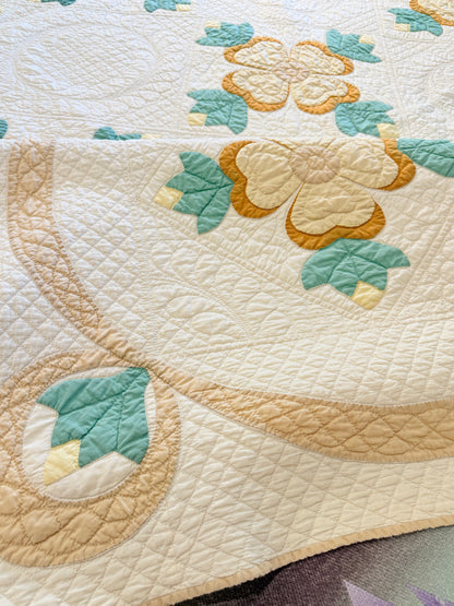 Fine Ohio Rose Quilt in Yellows