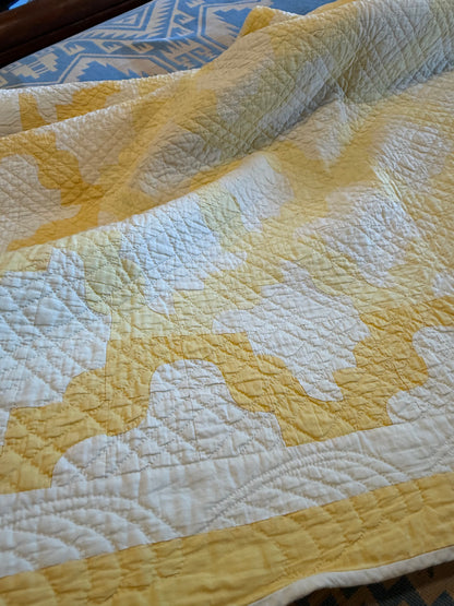 Yellow and White Drunkards Path Crib Quilt