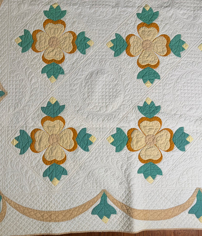 Fine Ohio Rose Quilt in Yellows