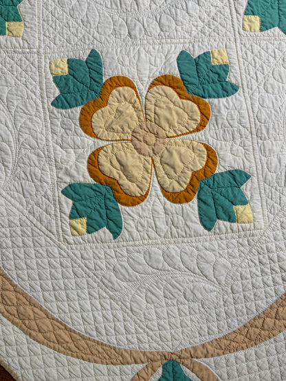 Fine Ohio Rose Quilt in Yellows