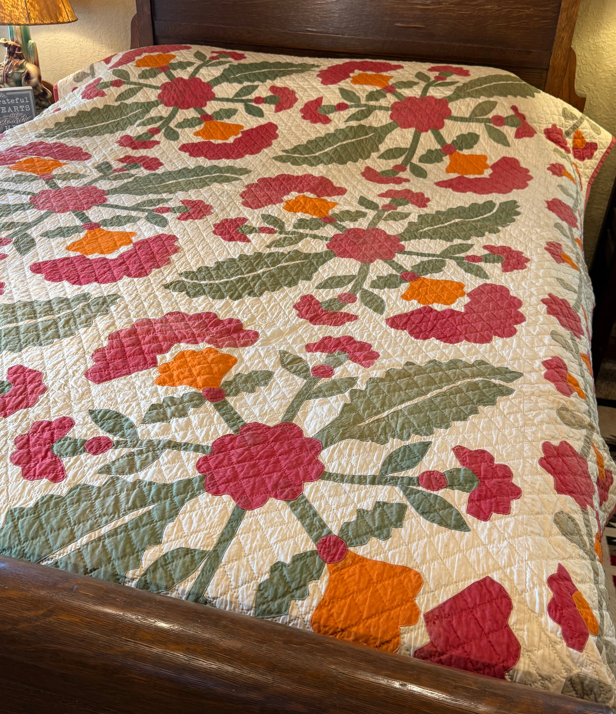 Americana 6 Block Coxcomb and Leaves Appliqué  Quilt