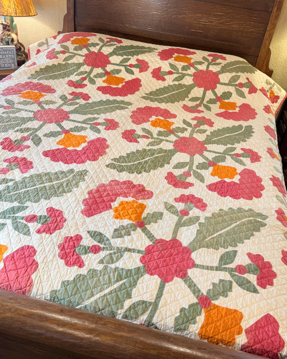 Americana 6 Block Coxcomb and Leaves Appliqué  Quilt