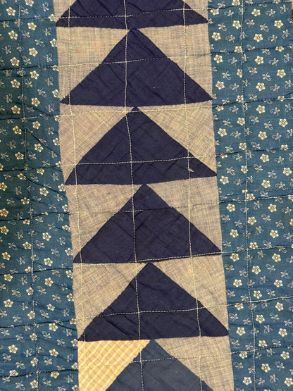 Outstanding Flying Geese Antique Quilt