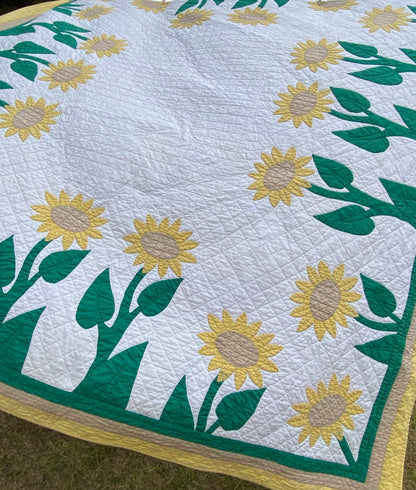 Mountain Mist Sunflower Quilt SOLD