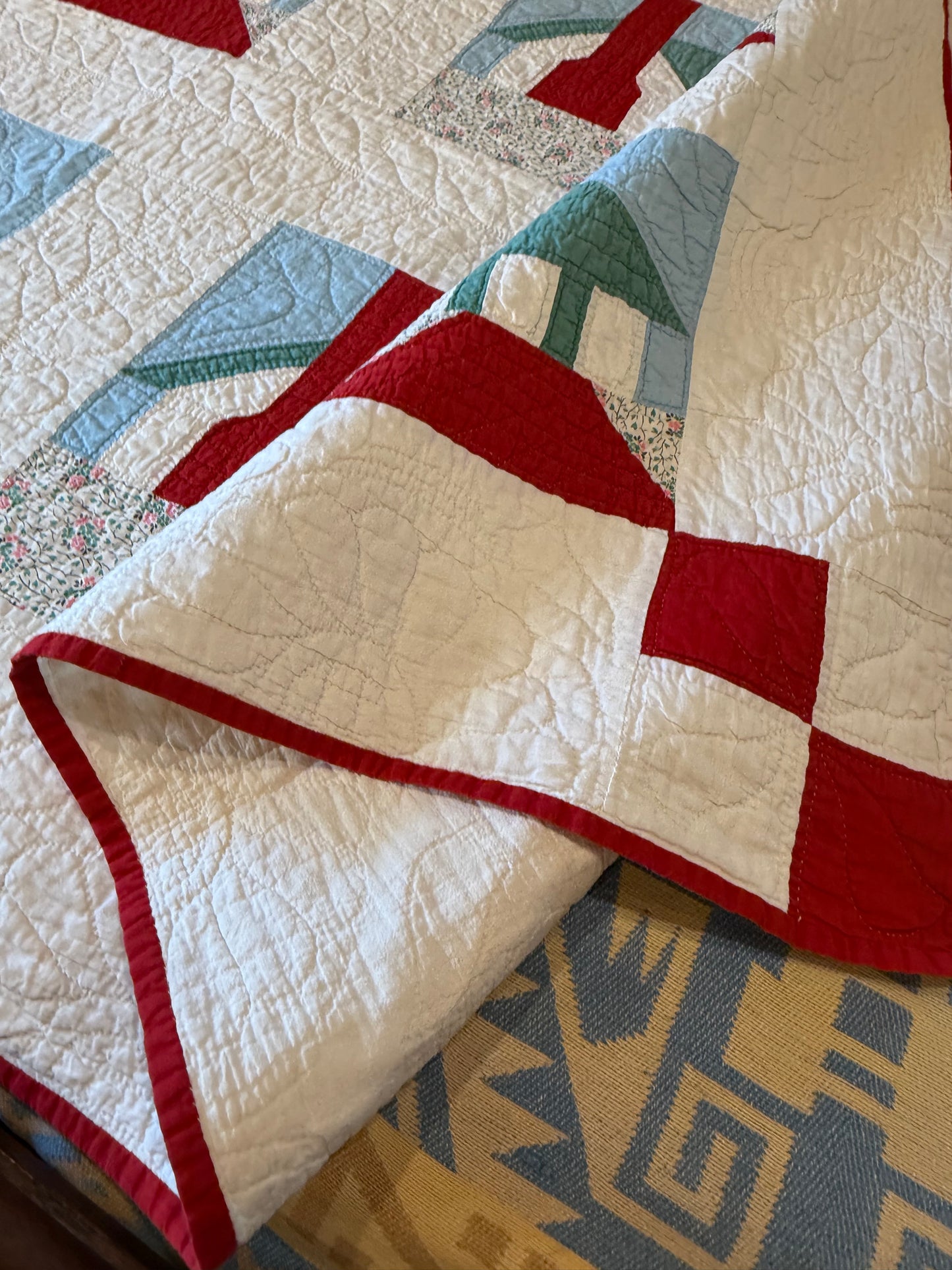 Honeymoon Cottage Quilt-A Ruby McKim Design
