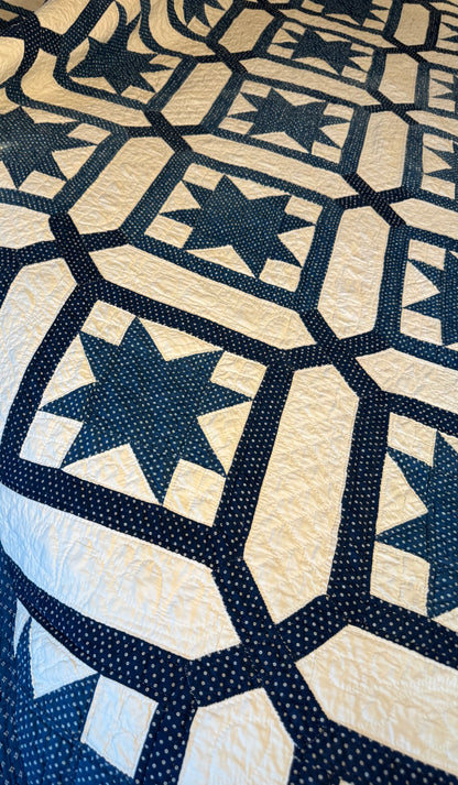 Signed Dated Variable Stars Quilt with Garden Maze Setting