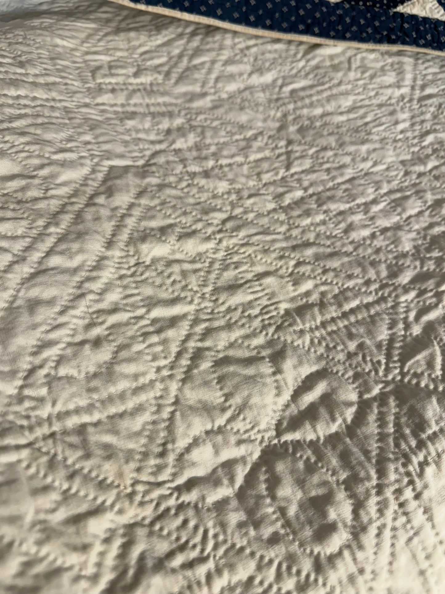 Signed Dated Variable Stars Quilt with Garden Maze Setting