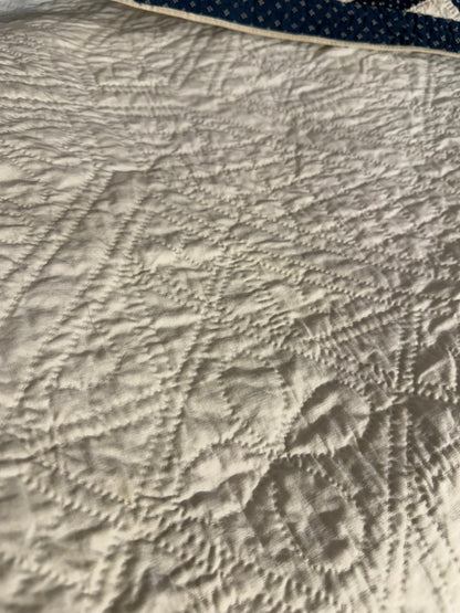 Signed Dated Variable Stars Quilt with Garden Maze Setting