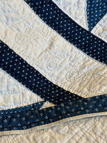 Signed Dated Variable Stars Quilt with Garden Maze Setting