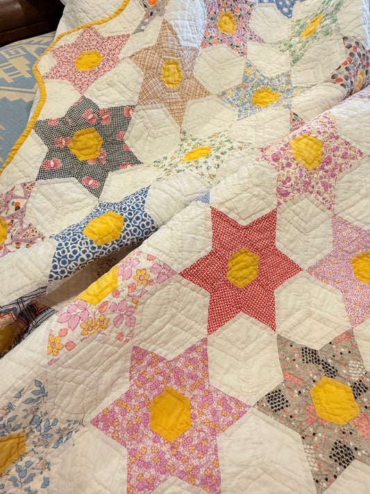 Smaller Scale Six Point Hexagonal Stars Quilt