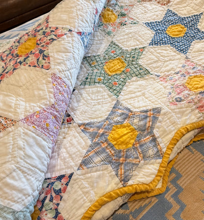 Smaller Scale Six Point Hexagonal Stars Quilt