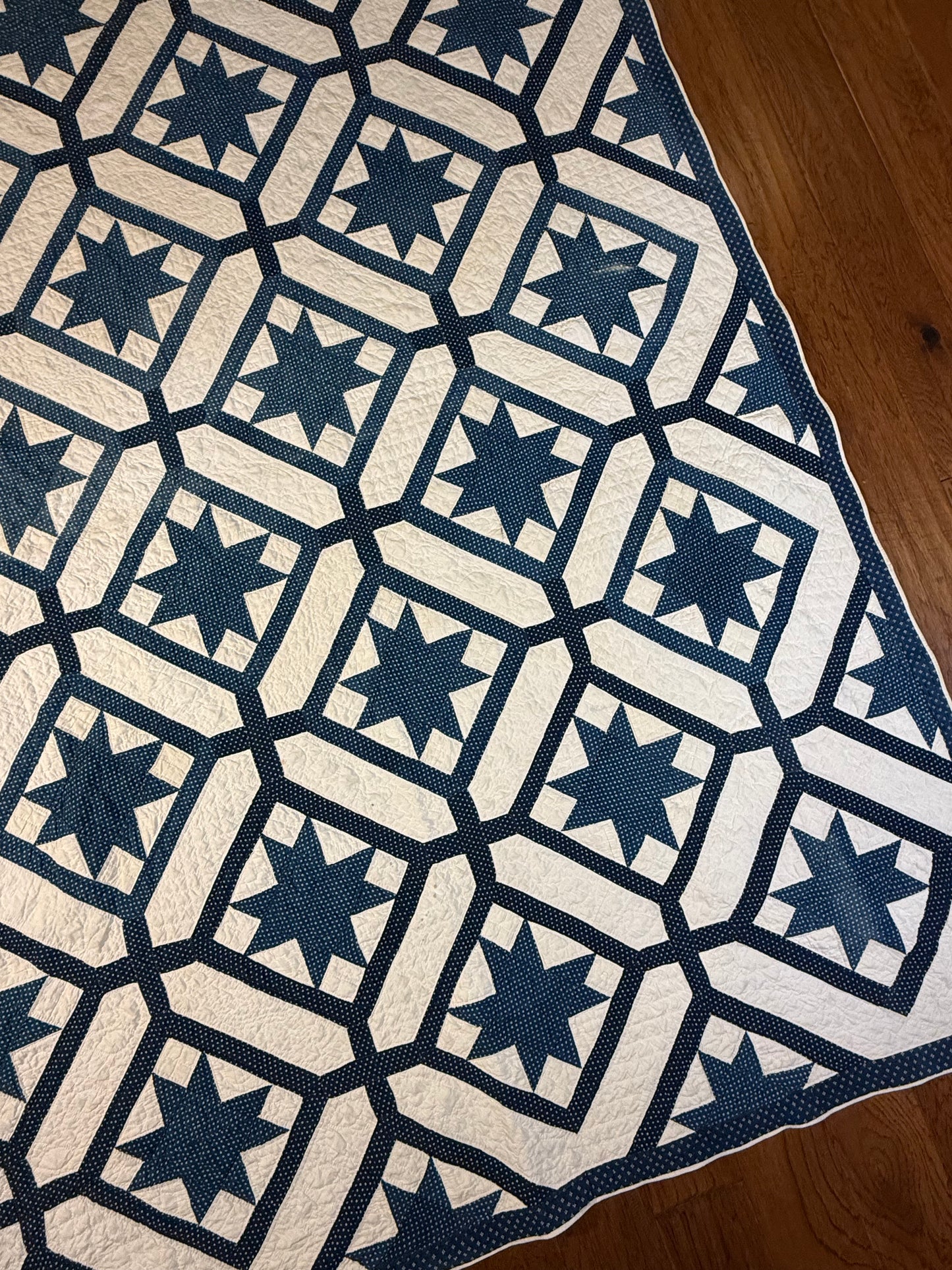 Signed Dated Variable Stars Quilt with Garden Maze Setting