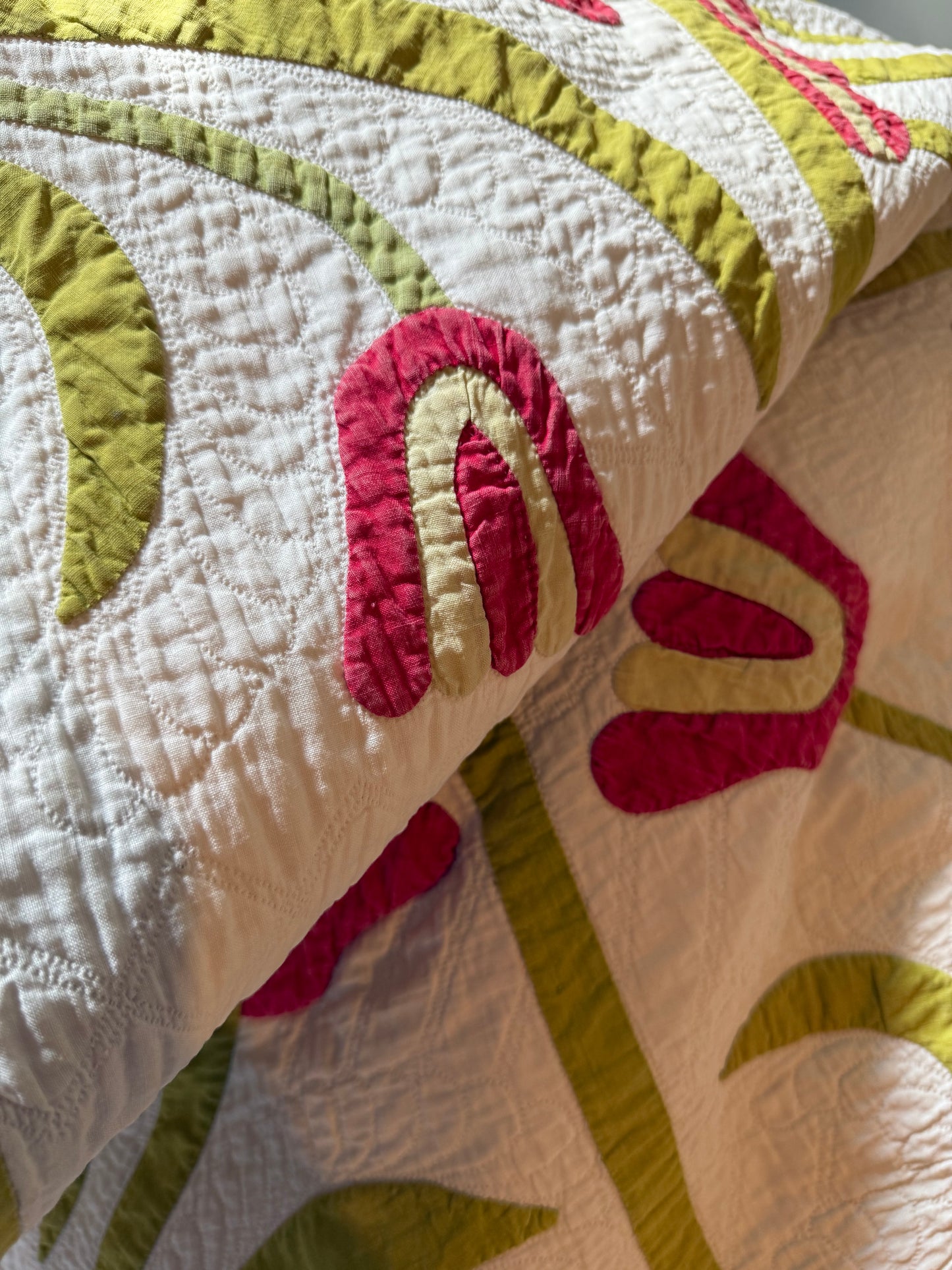 Egyptian Pot of Flowers with Medallion Center Quilt