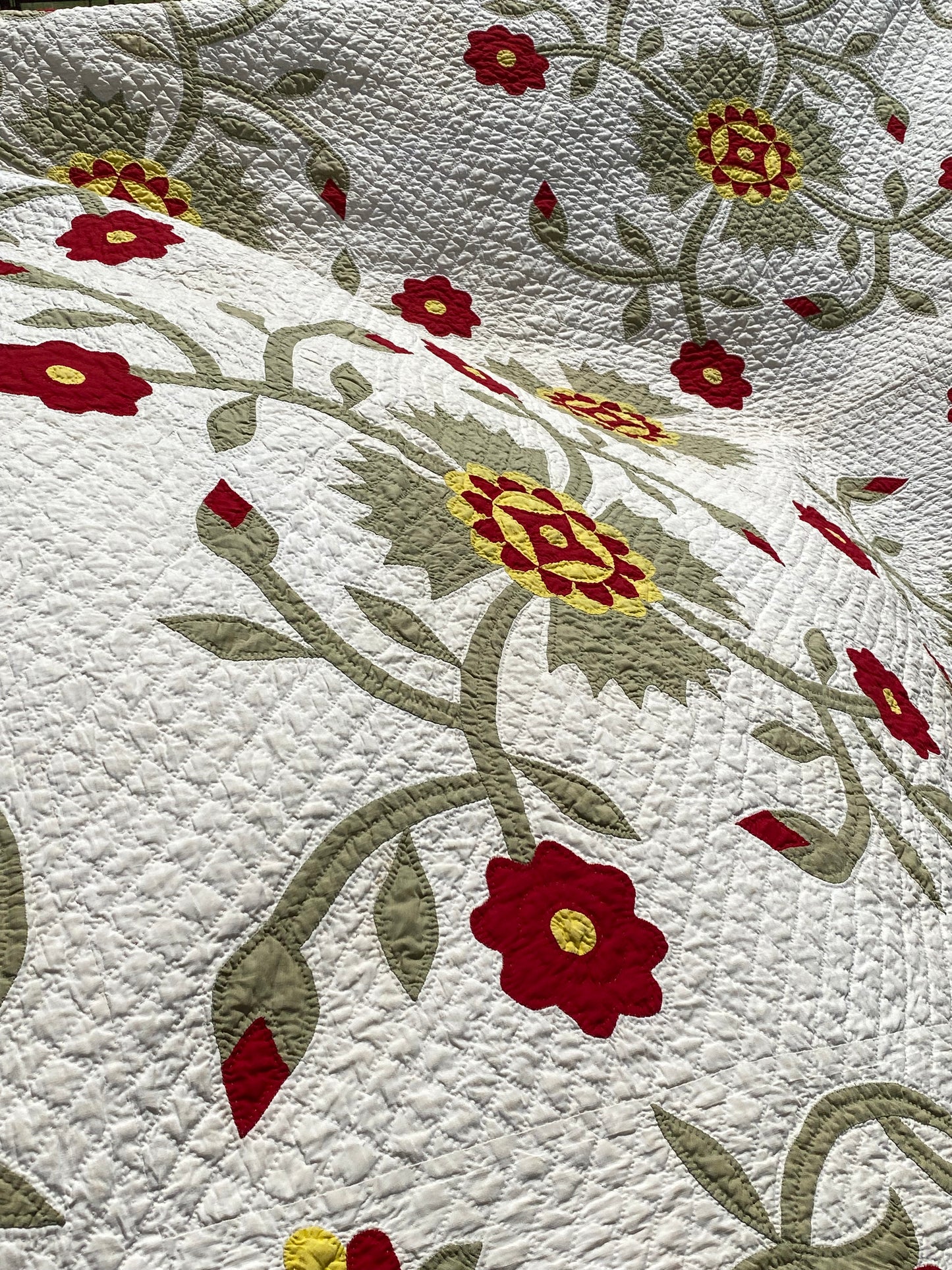 Whig Rose Appliqué Quilt with Border