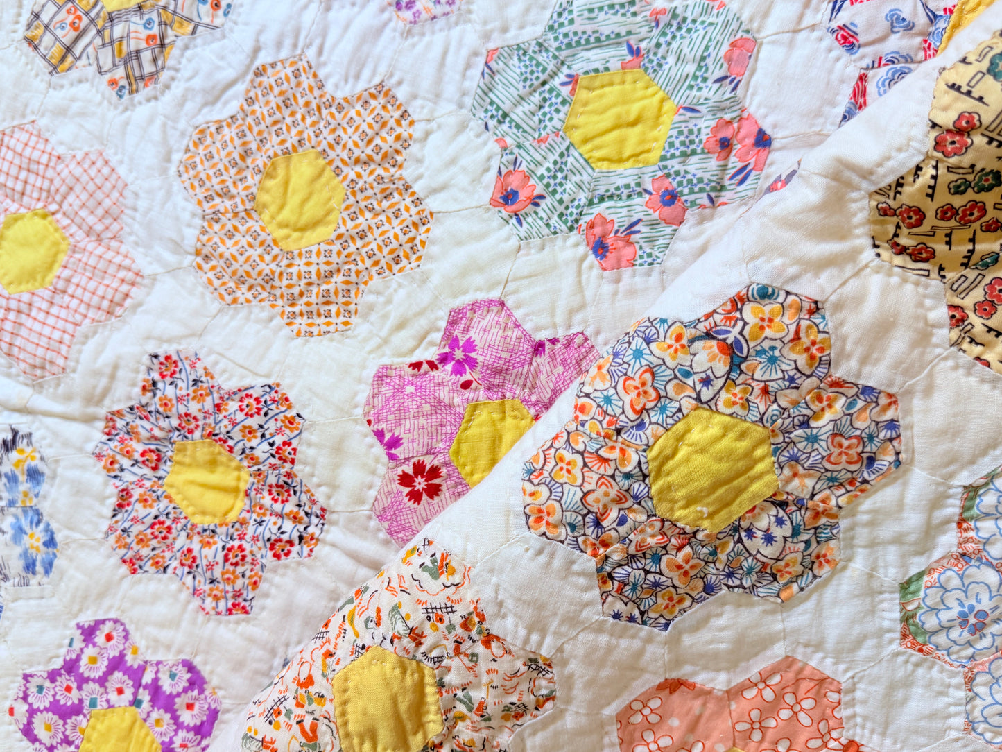 Outstanding Mosaic Flower Garden Quilt