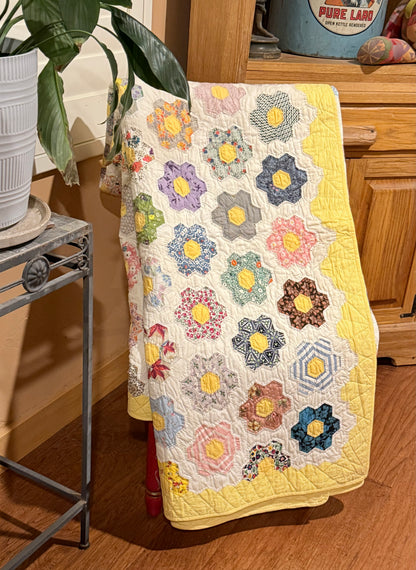 Outstanding Mosaic Flower Garden Quilt