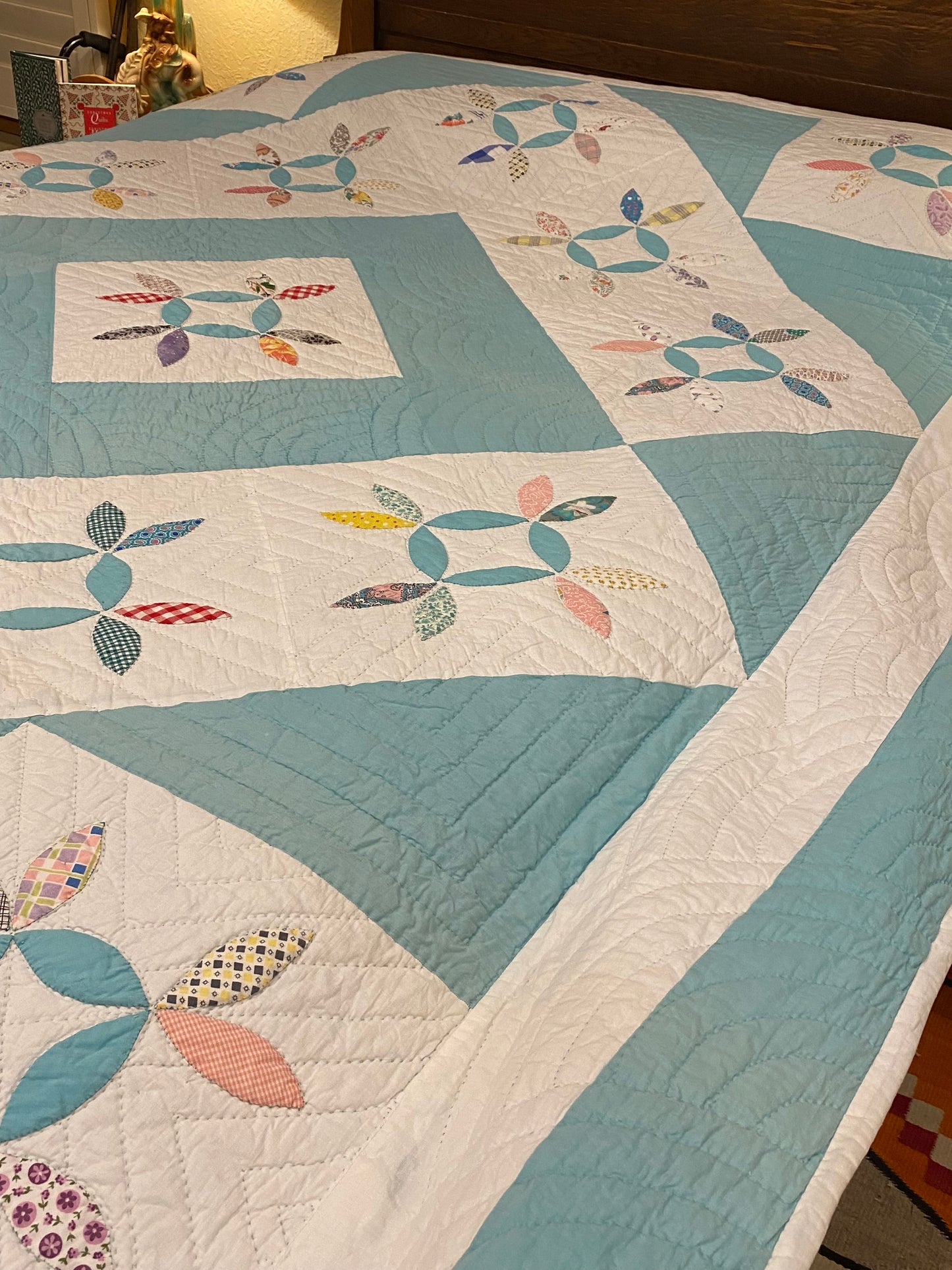 Tea Leaf Appliqué Quilt