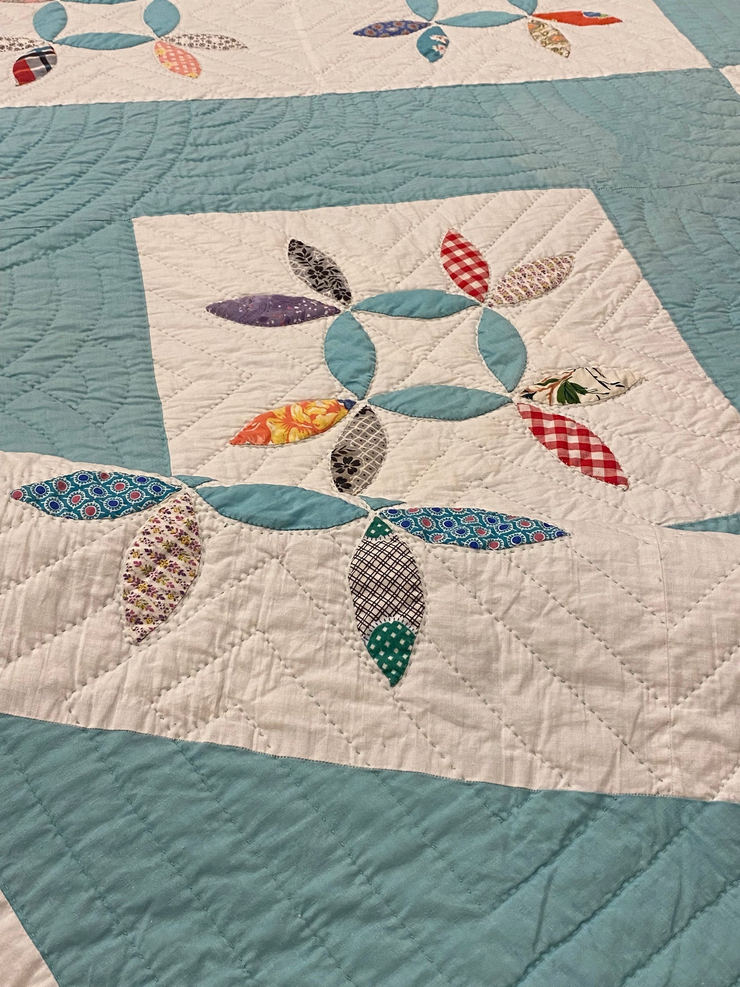 Tea Leaf Appliqué Quilt