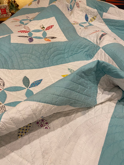 Tea Leaf Appliqué Quilt