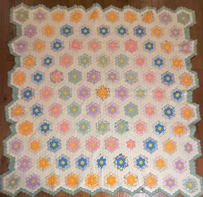 Colorful Grannies Flower Garden Quilt