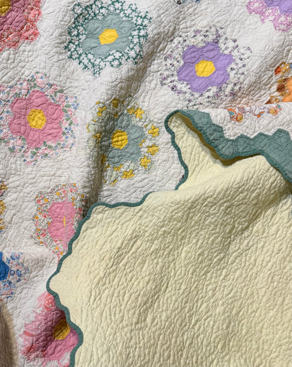 Colorful Grannies Flower Garden Quilt