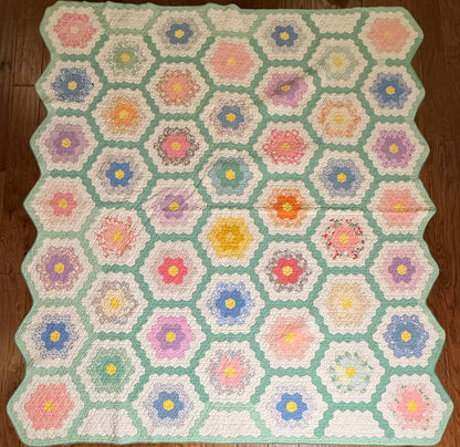Grannies Flower Garden Quilt with Green Path