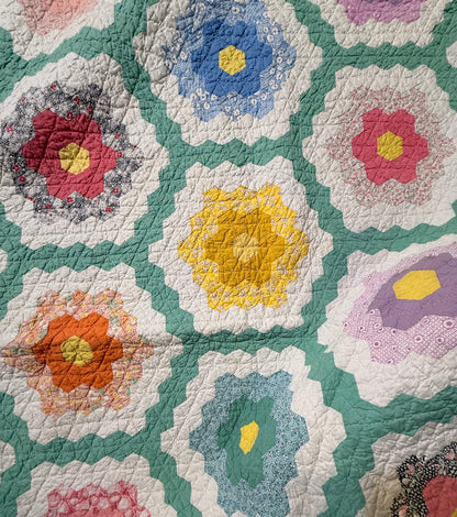 Grannies Flower Garden Quilt with Green Path
