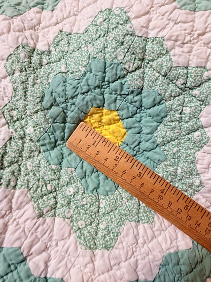 Grannies Flower Garden Quilt with Green Path