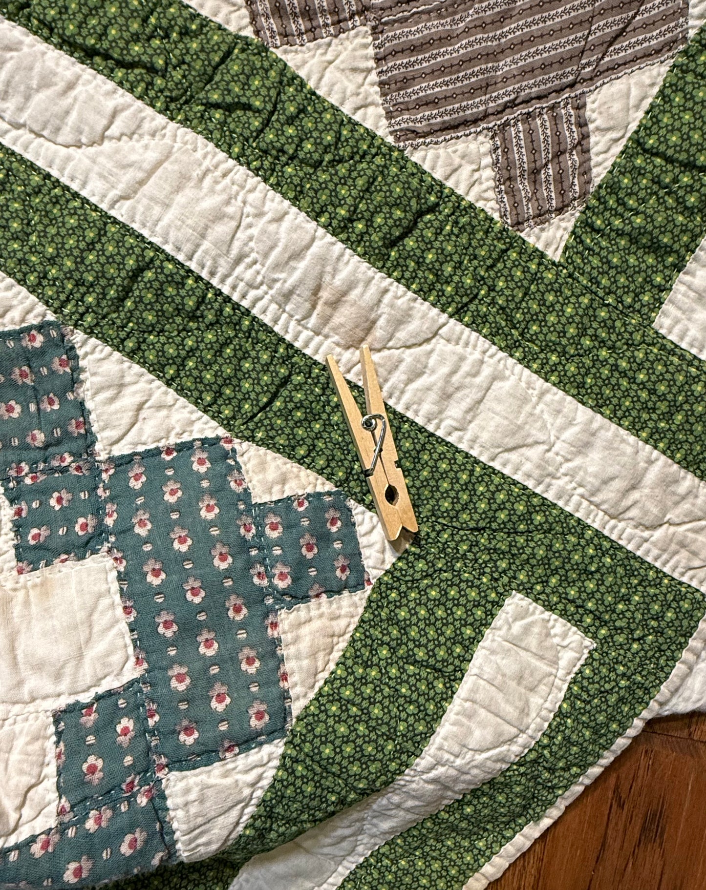 Early Album/Christian Cross Quilt