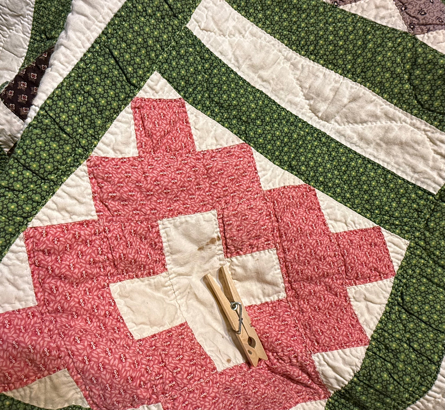 Early Album/Christian Cross Quilt