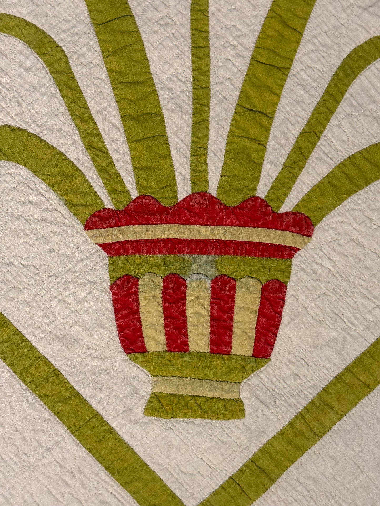 Egyptian Pot of Flowers with Medallion Center Quilt
