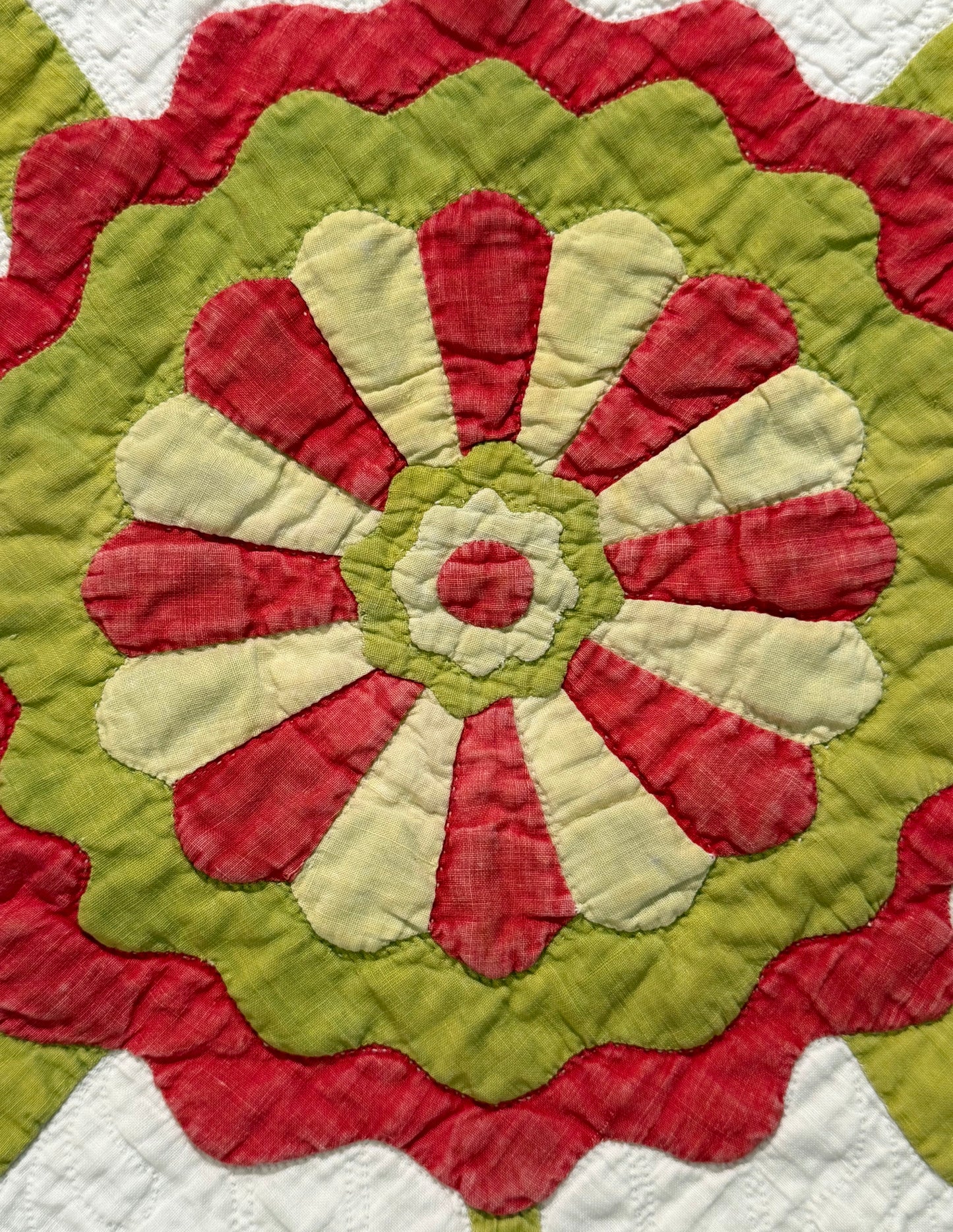 Egyptian Pot of Flowers with Medallion Center Quilt