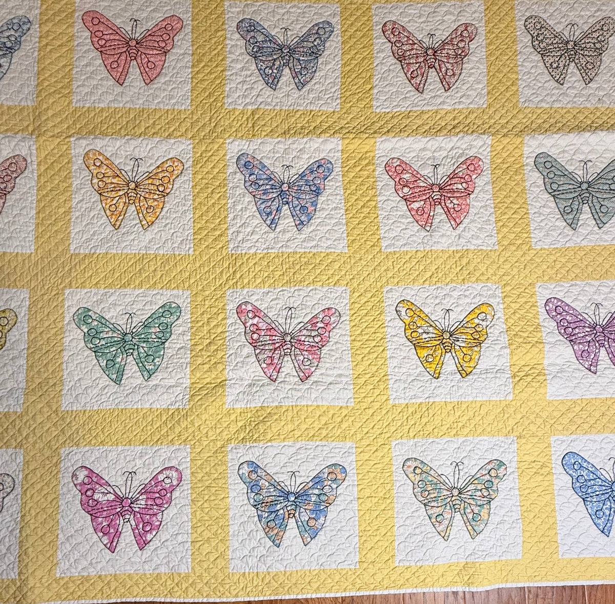 The Dolly Quilt .. Love Is Like A Butterfly/Butterfly Quilt