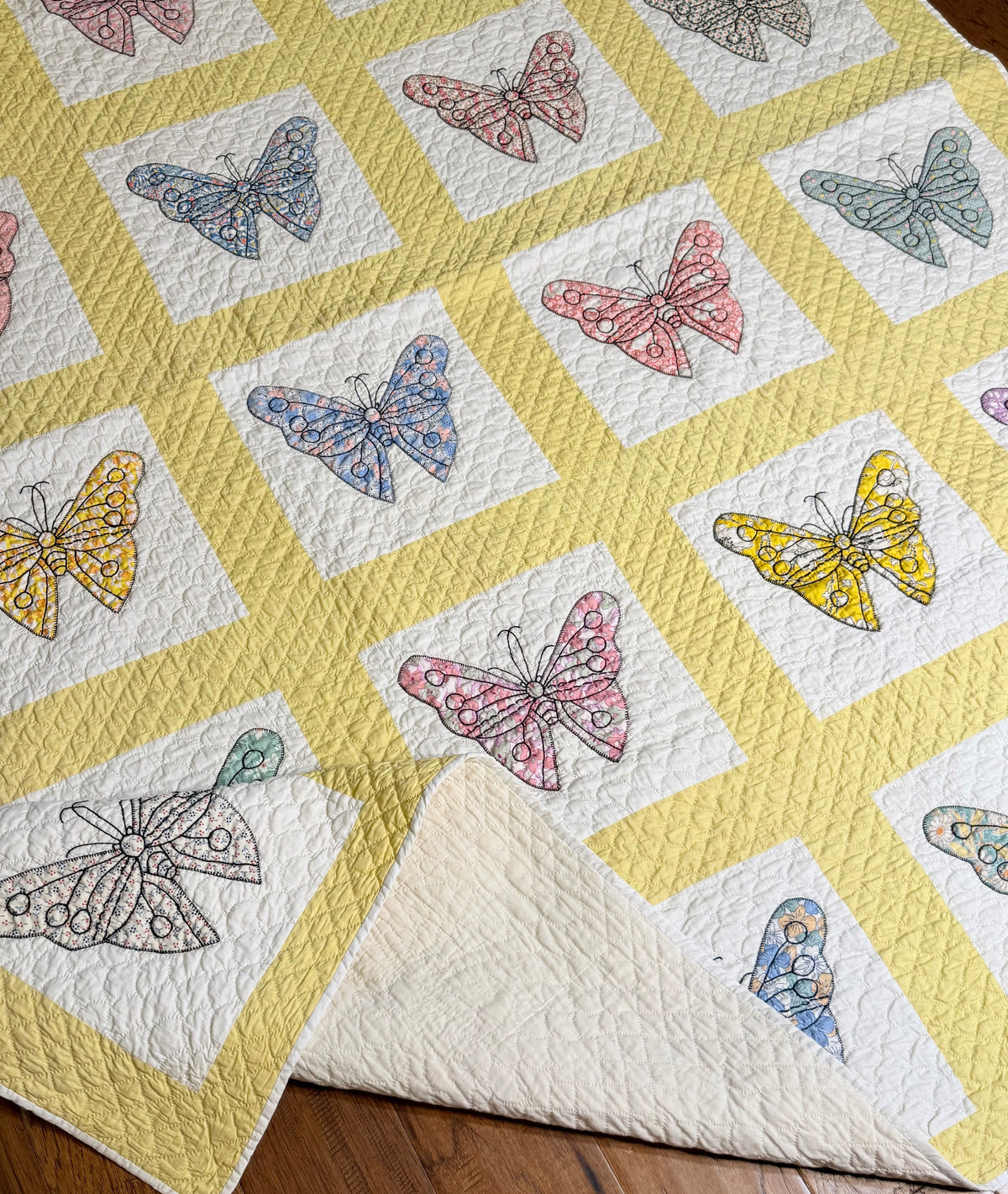 The Dolly Quilt .. Love Is Like A Butterfly/Butterfly Quilt