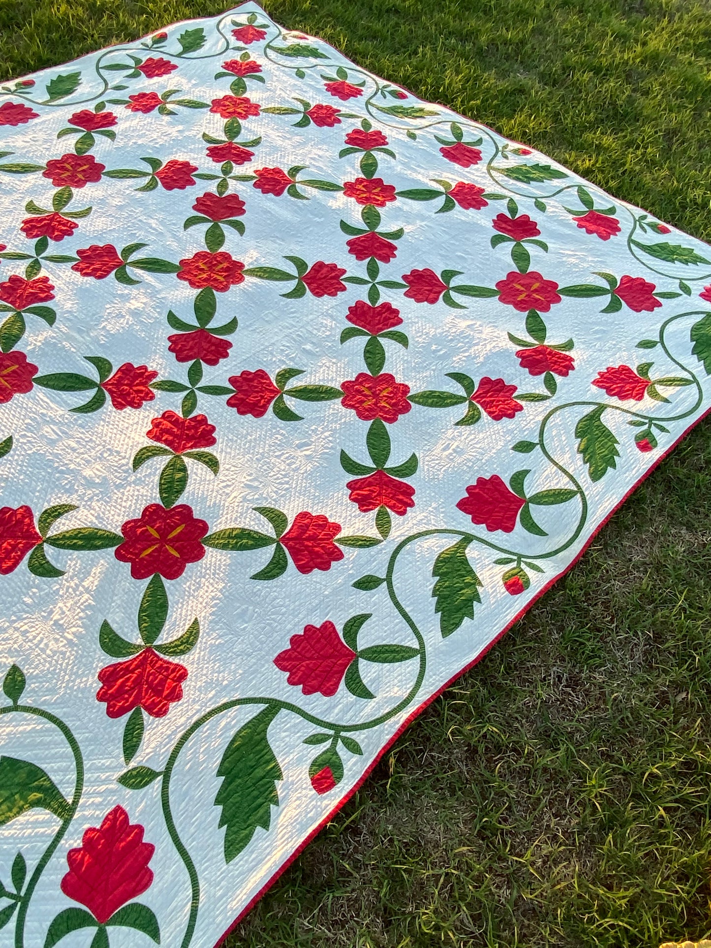 New Jersey Rose Appliqué Quilt with Border