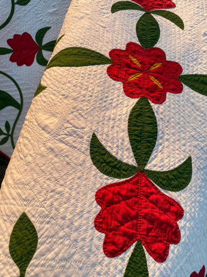 New Jersey Rose Appliqué Quilt with Border